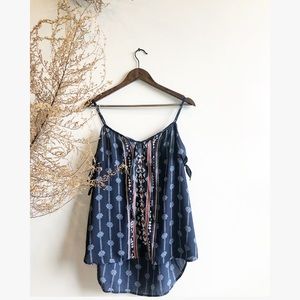 Xhiliaration Cold Shoulder Tank